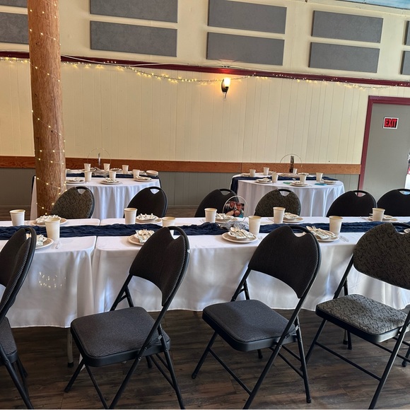 Lot of 18 White Tablecloths for wedding or event - Picture 3 of 4